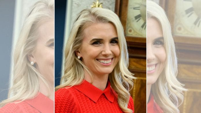 Natalie Harp is known as Donald Trump's 'human printer' | Wikimedia Commons