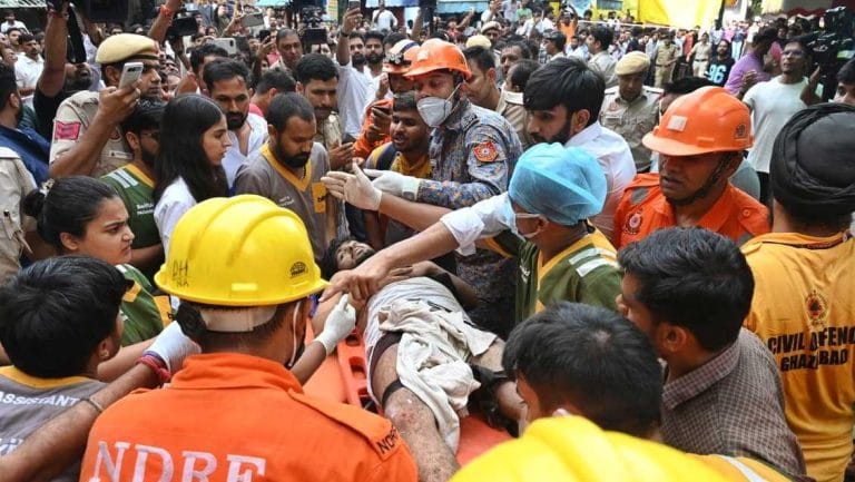 Delhi building collapse: Building owner arrested in Bhiwadi; dy commissioner, 4 MCD officials suspended