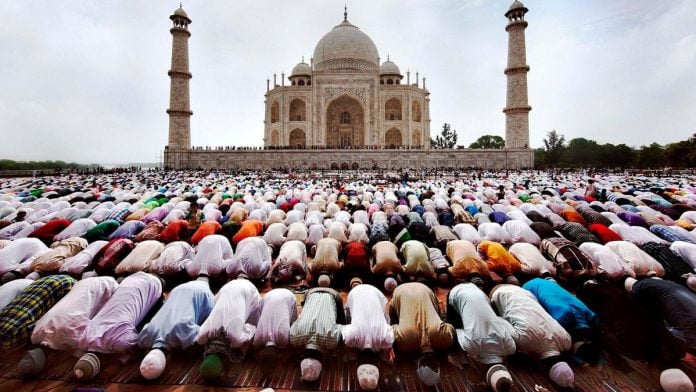 Muslim population is around 20 crore in India, with a literacy rate of 79.5% | Wikimedia Commons