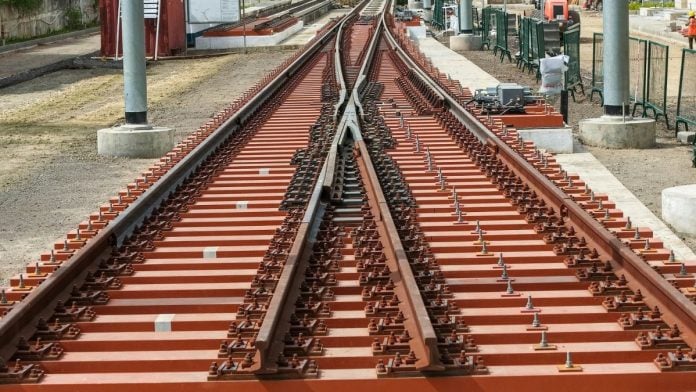 High-Speed Turnouts with Movable Crossings and Dual Point Machines for Mumbai–Ahmedabad Bullet Train Corridor | NHSRCL