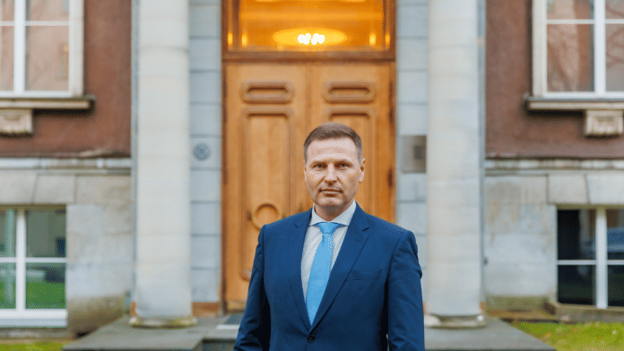 Estonia Defence Minister Hanno Pevkur Source MoD EstoniaX