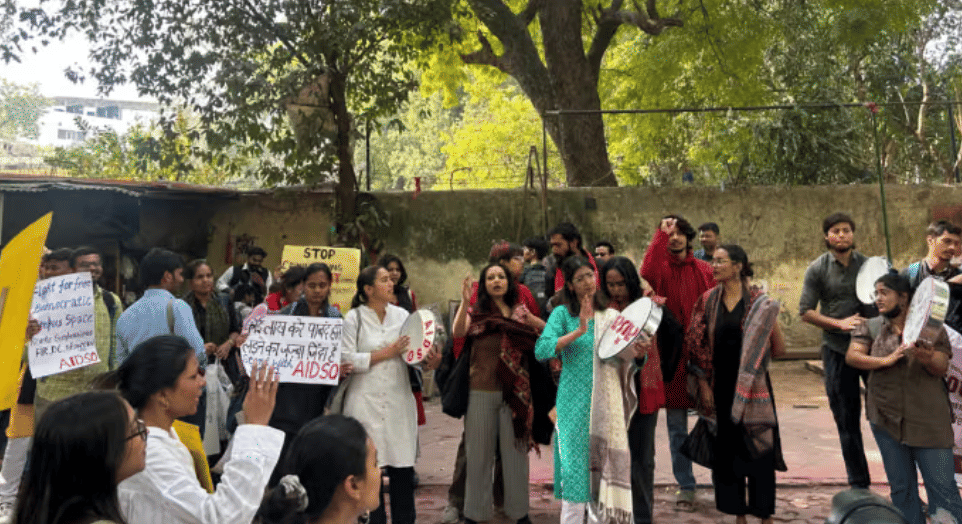 Student protesters from Jamia Millia Islamia University stage demonstration at Jantar Mantar, New Delhi | ThePrint