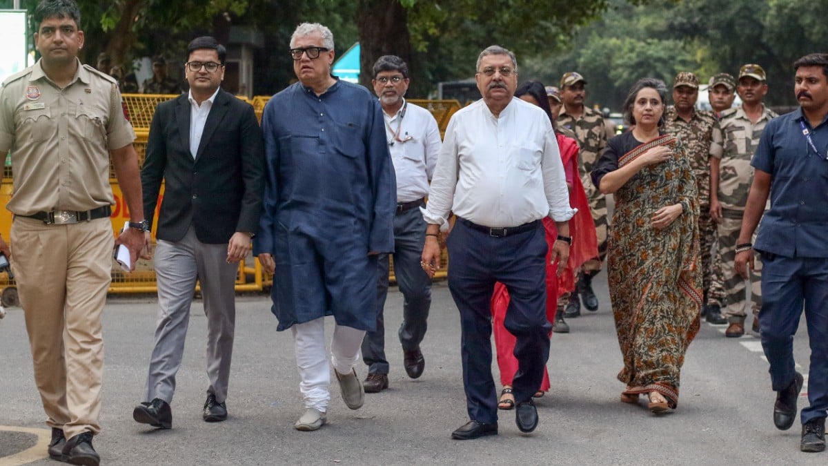TMC MPs Kalyan Banerjee, Derek O'Brien, Sagarika Ghose and Mahua Moitra leave Election Commission of India in New Delhi after a hearing on 17 September, 2026 | Neeraj/ANI