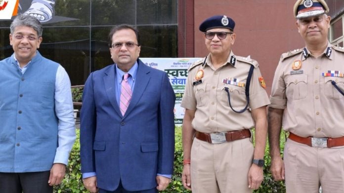(Left-right) Intelligence Bureau Director Mahesh Dixit, Union Home Secretary Govind Mohan, Delhi Police Commissioner Anurag Kumar and Special CP Rajesh Khurana at the police headquarters Thursday | X: @DelhiPolice