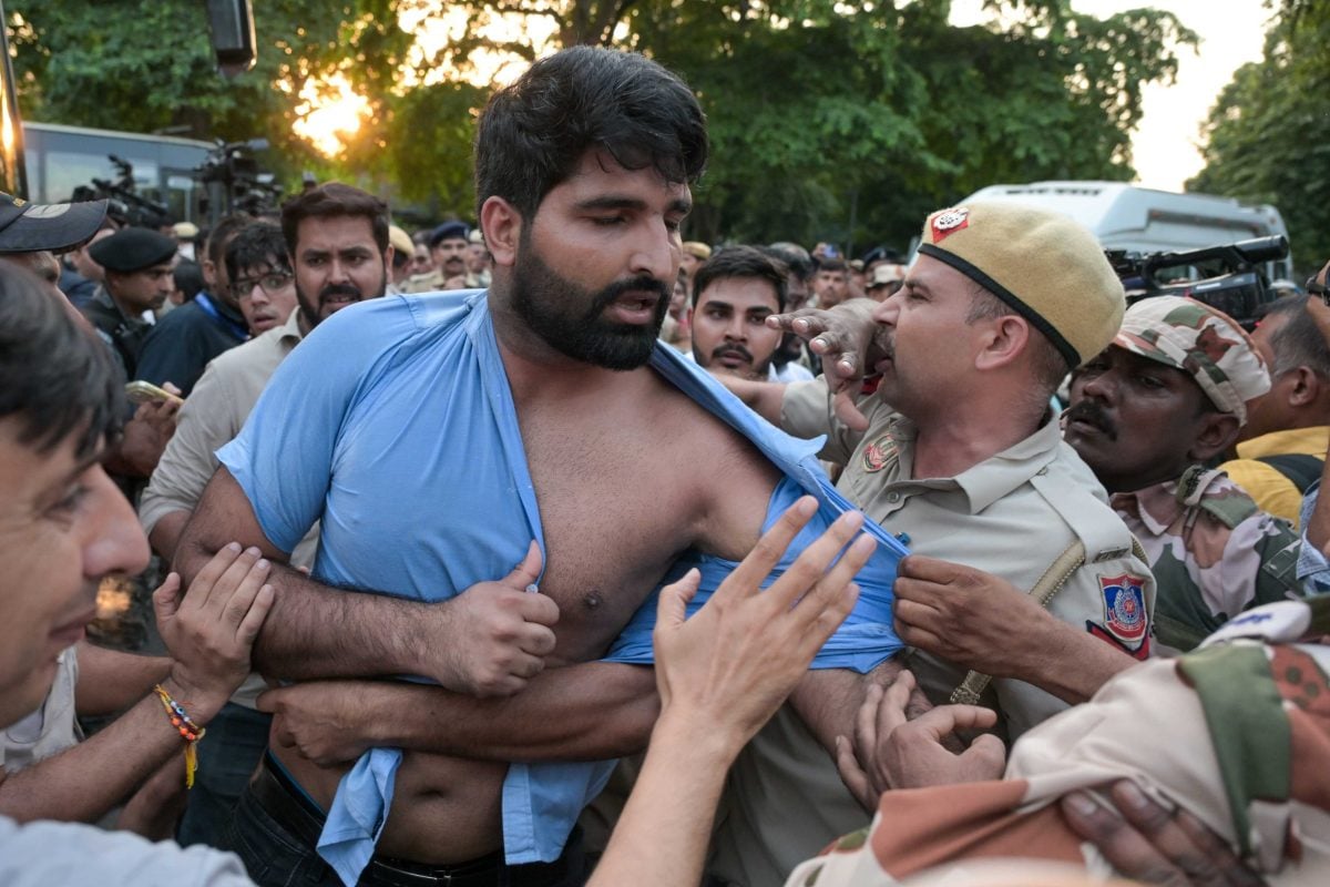 Congress suppoter detained by Delhi police during a protest | Suraj Singh Bisht | ThePrint