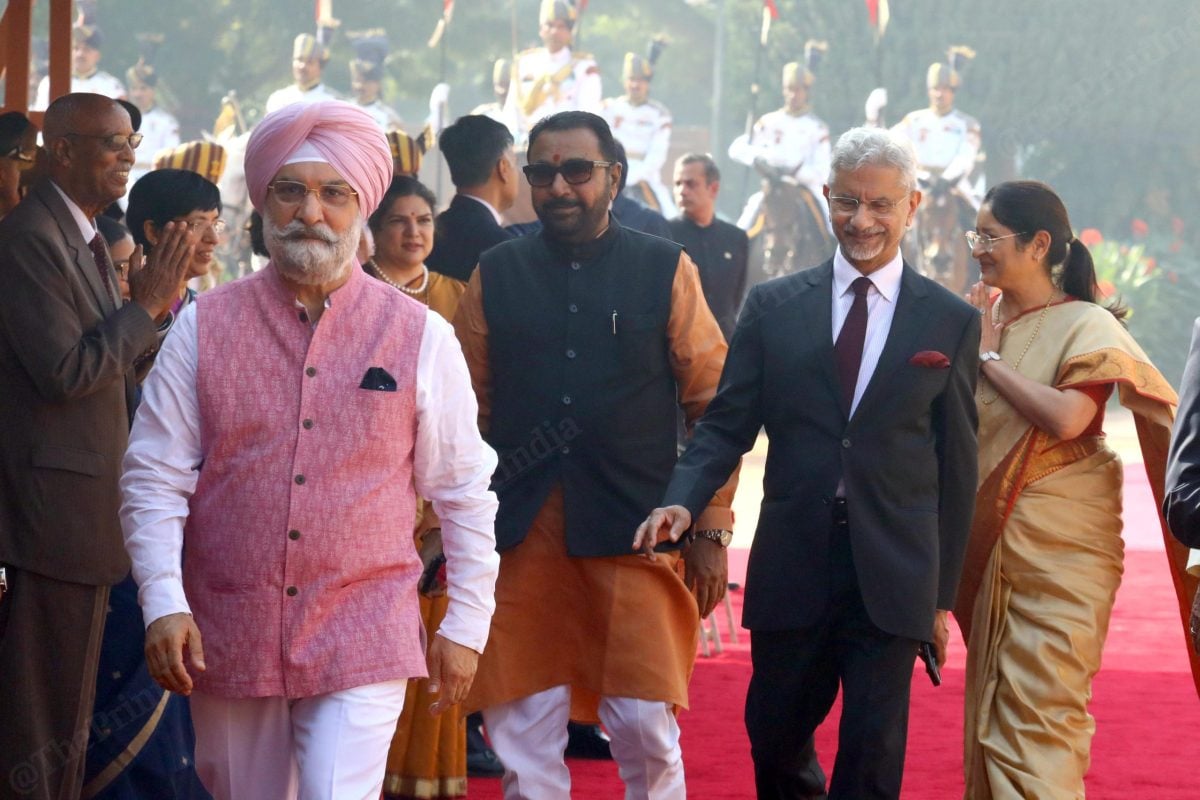 Delhi L-G Taranjit Sandhu, External Affairs Minister S. Jaishankar and others leave after the ceremonial reception | Praveen Jain/ThePrint