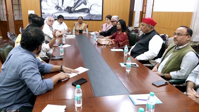 INDIA bloc leaders hold a meeting at the residence of Congress President Mallikarjun Kharge ahead of the INDIA bloc rally (Nov 1) at Ramlila Maidan, in New Delhi on Thursday. | ANI Video Grab