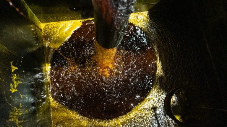India, largest vegetable oil importer, ramps up palm oil purchases as tax cuts boost restocking