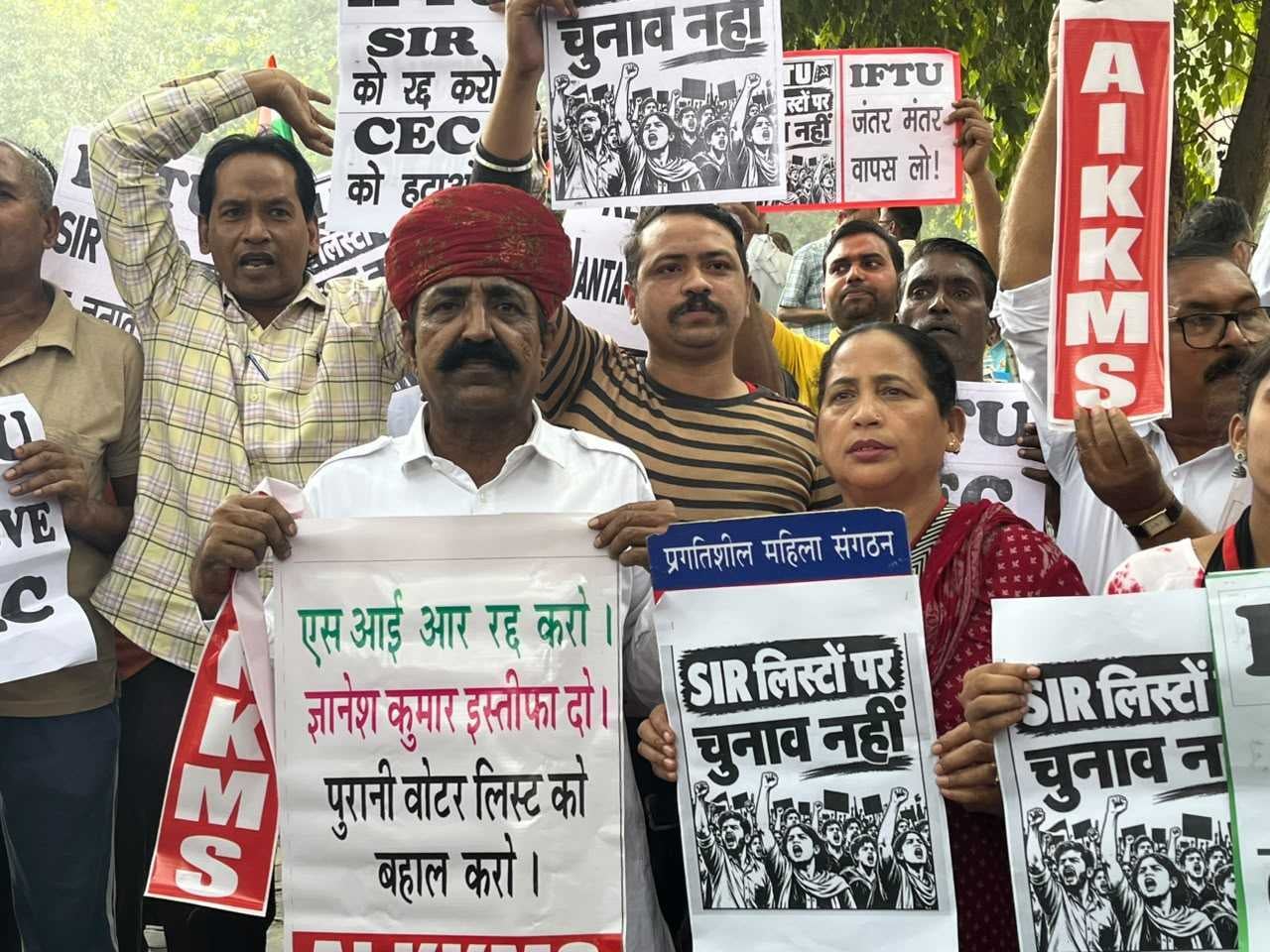 Workers and supporters of Left-backed outfits during a protest demanding the resignation of Chief Election Commissioner Gyanesh Kumar | Saksham Dhingra | ThePrint