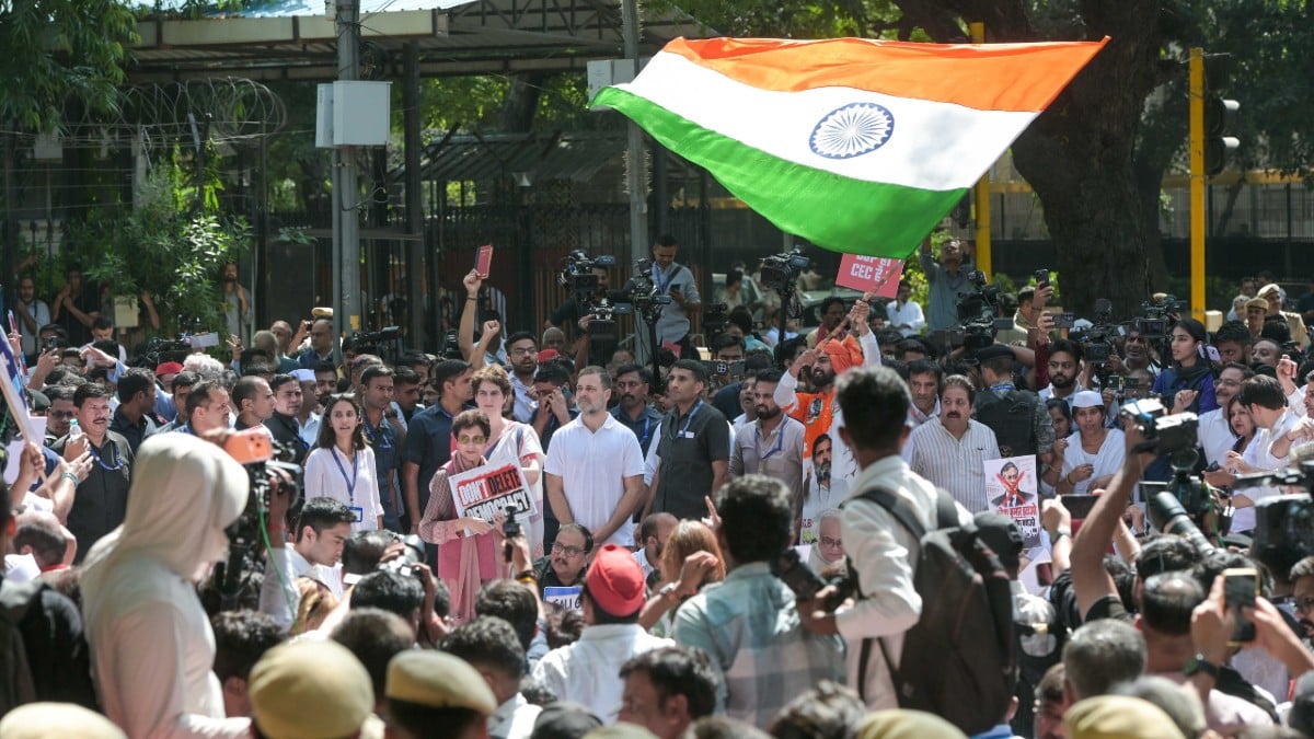 Lok Sabha LoP Rahul Gandhi with INDIA bloc leaders during protest march to Nirvachan Sadan in New Delhi on 6 October, 2026 | Suraj Singh Bisht/ThePrint