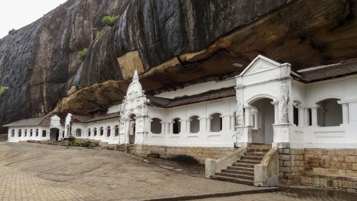 Dambulla Caves (exterior); Central Province, Sri Lanka | Photograph: Cherubino (2013) | Wikimedia Commons