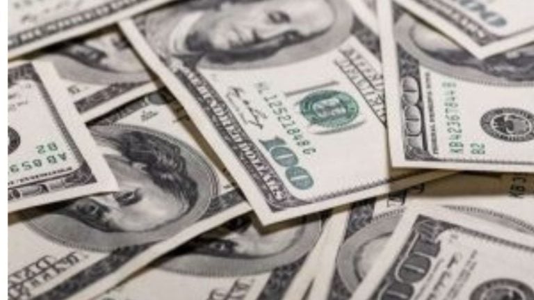 Pew survey finds why Americans can’t stop worrying about money
