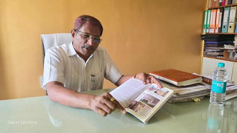 ग्राम विकास संस्था के नरहरी शिवपुरे का कहना है कि सरकार को किसानों को ज़्यादा पानी वाली फसलों से हटकर सिंचाई के बेहतर तरीकों में इन्वेस्ट करने में मदद करनी चाहिए | फोटो: सौम्या पिल्लई/दिप्रिंट