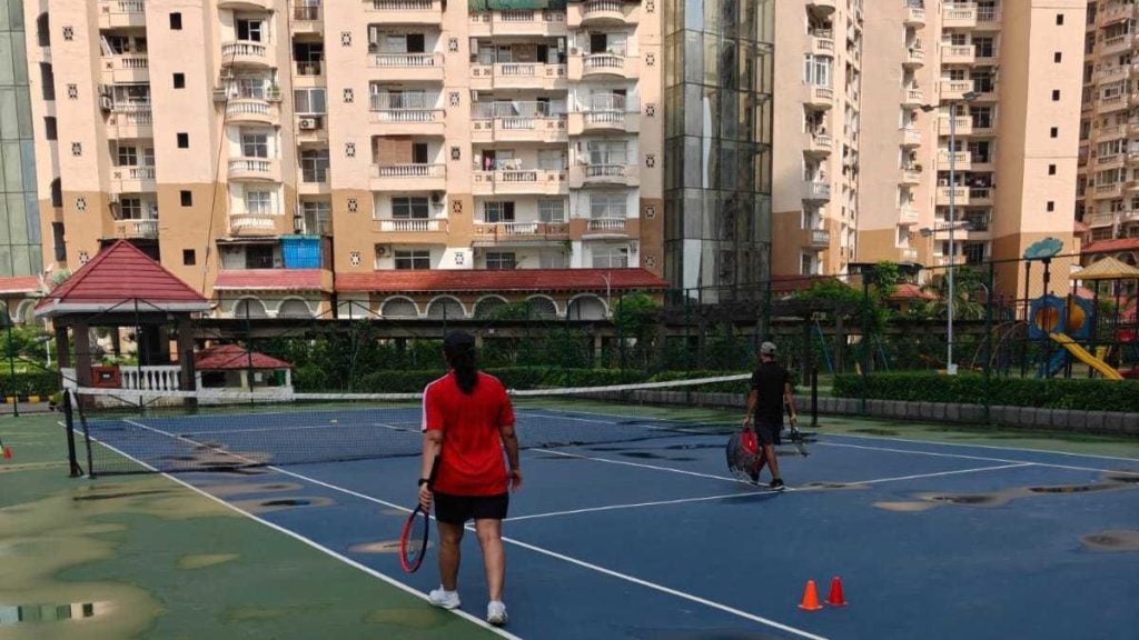 गेटेड सोसाइटी में किराएदारों और रहने वालों के लिए अलग-अलग नियम और कानून किराएदारों के बीच बढ़ती चिंता का विषय बन गए हैं | फोटो: स्पेशल अरेंजमेंट