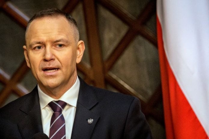 Polish president turns back from Senegal trip after top court chief suspended