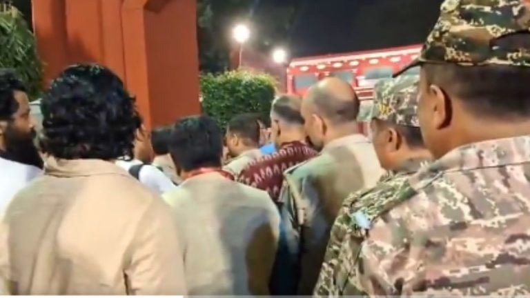 Delhi Police switched off speakers at CR Park Durga Puja pandal at 11 pm