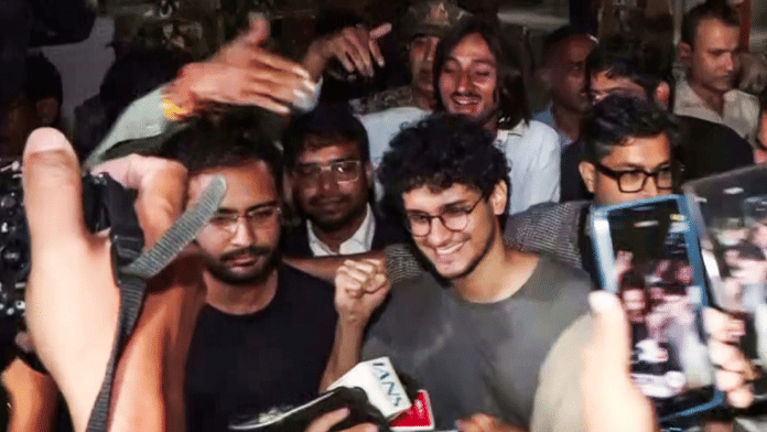 CJP leaders Saurav Das and Ashutosh Ranka come out of Tihar Jail after the SEM court ordered their release on 21 October. | ANI
