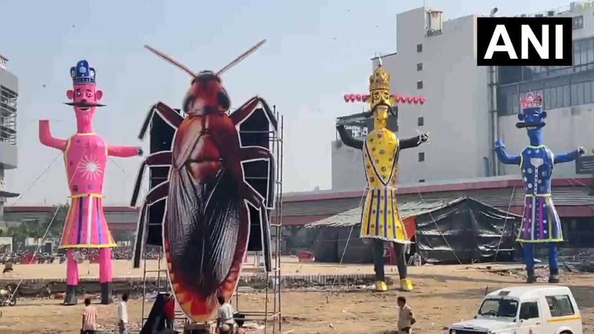 Delhi Ramlila builds 30-foot cockroach effigy overnight
