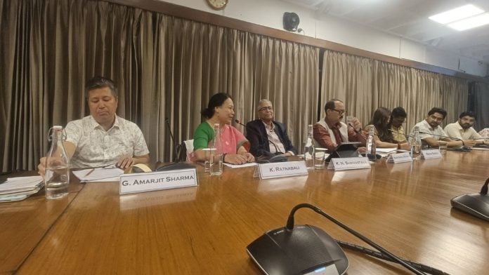 The panel included Nani Gopal Mahanta, Vice Chancellor of Gauhati University, G Amarjit Sharma, Special Centre for the Study of North East India, Jawaharlal Nehru University (JNU), and Professor Rekha Saxena, who moderated the discussion. IIC director KN Shrivastava chaired the panel | Krishan Murari, ThePrint
